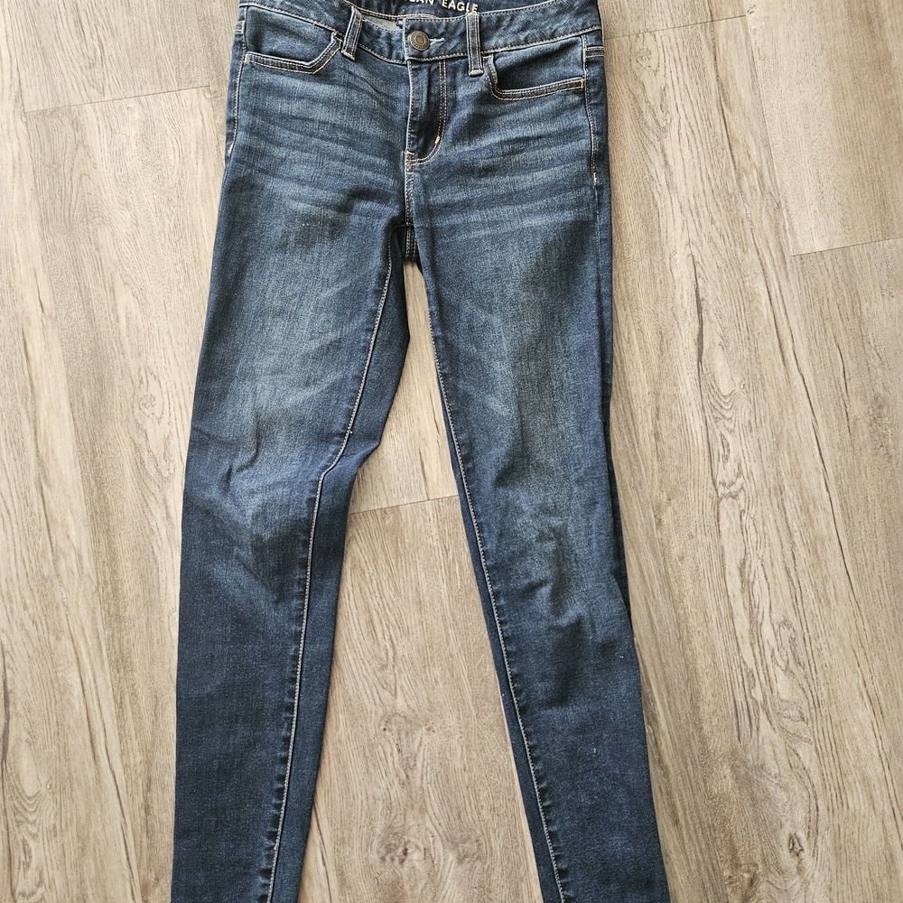 American Eagle Next Level Stretch Jeans – Size 4 Long